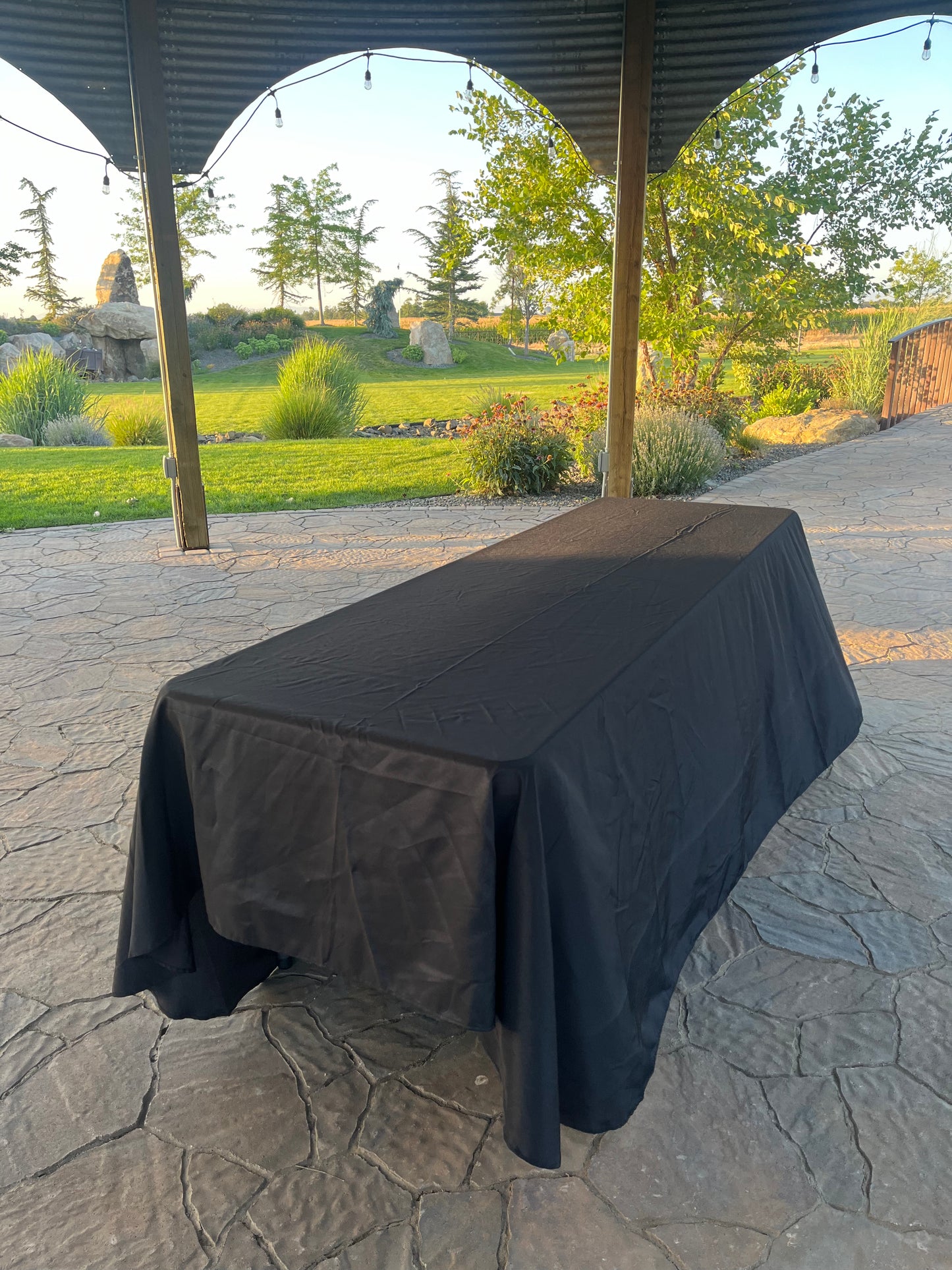 Black Banquet Tablecloths