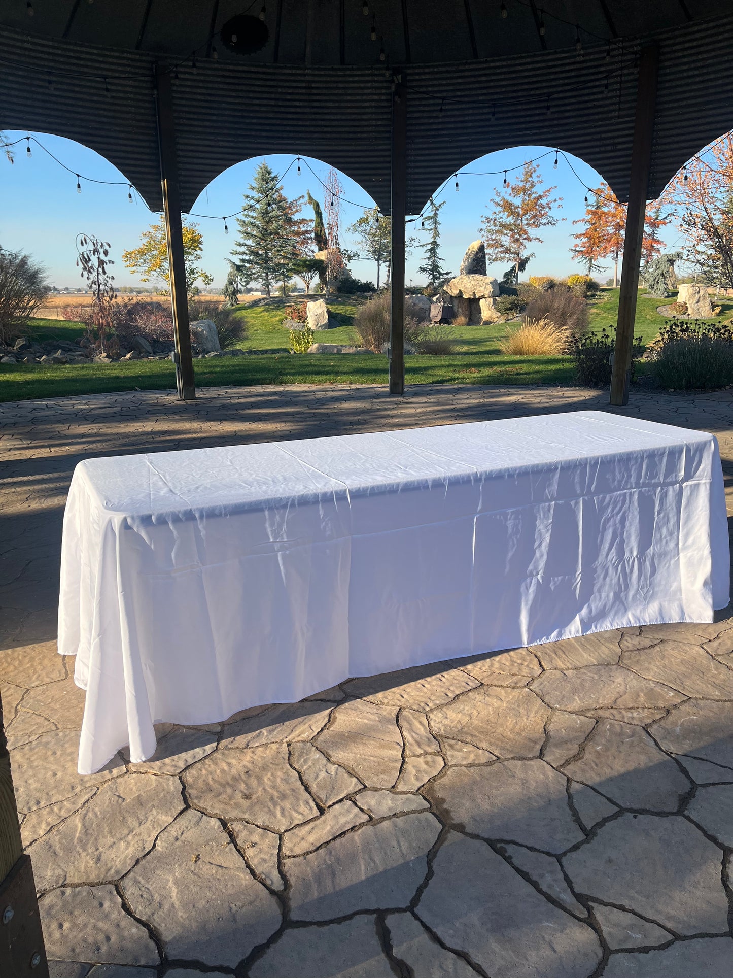 White Banquet Tablecloths