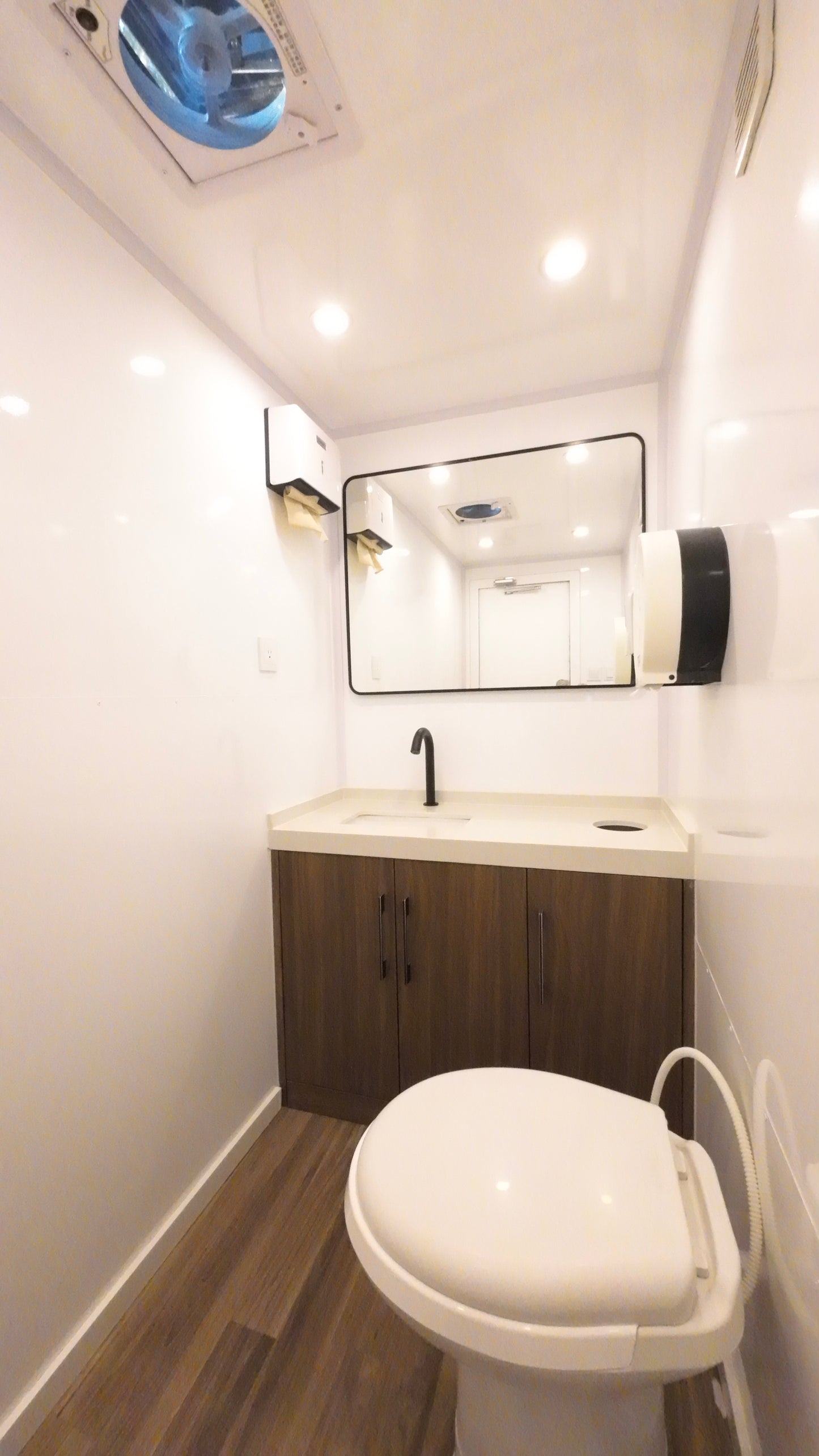 3 - Stall Luxury Restroom Trailer